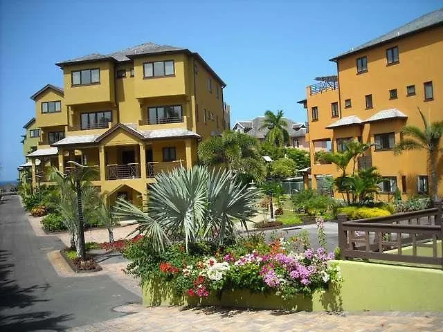 Alexanders Penthouse On The Beach Ocho Rios