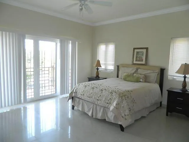 Villa Alexanders Penthouse On The Beach Ocho Rios Jamaica